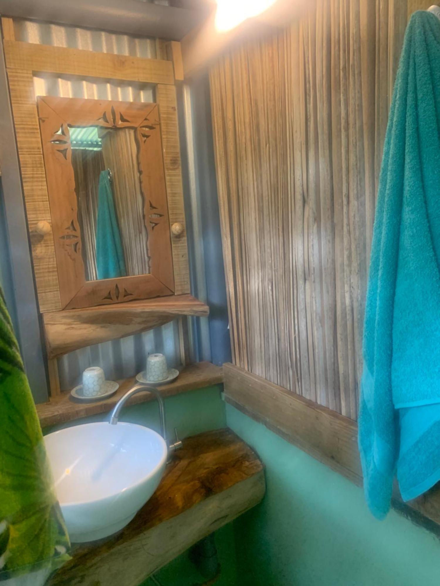Lily Pad Lodge Bambou Exterior photo